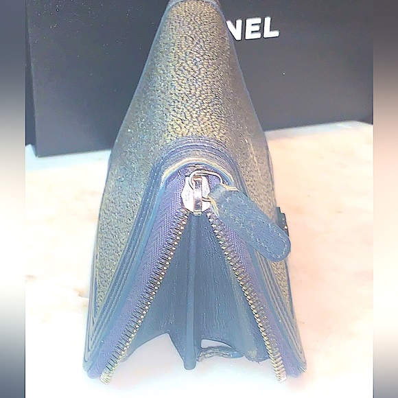 CHANEL GALUCHAT STINGRAY BOY LONG ZIPPY WALLET KARL LAGERFIELD GUNMETAL - Picture 11 of 11